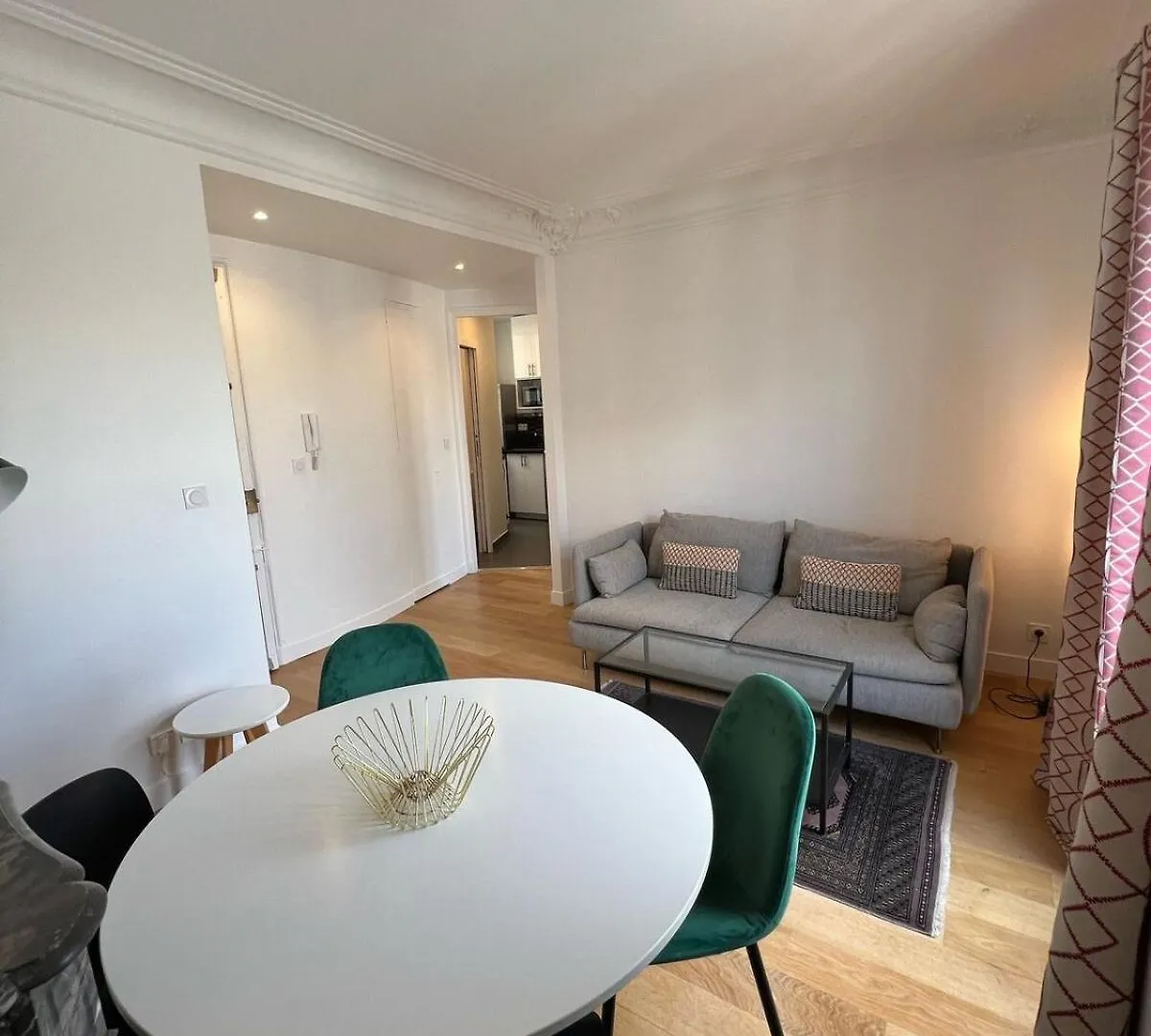 아파트 Beautiful Flat Paris Monceau Champs Elysee